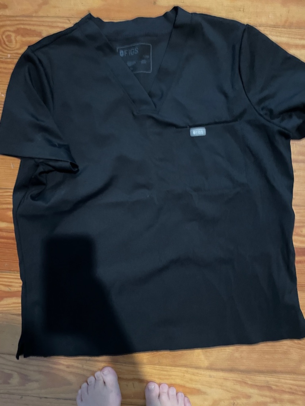 Figs Women's Short Sleeve V-Neck Medical Top in Black